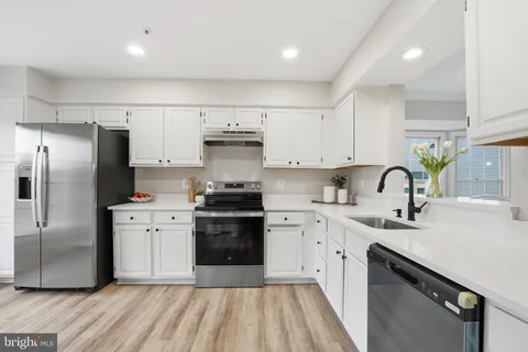 $578,000 | 6845 Malton Court, Centreville, VA 20121