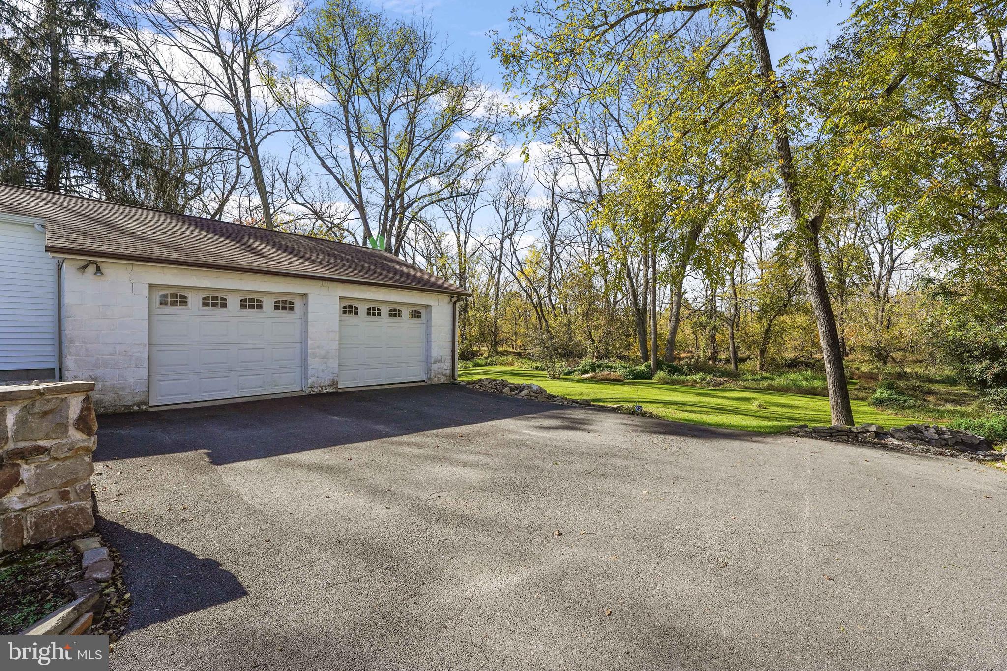 321 Ellicott Road Avondale, PA 19311 - Photo 34 of 37