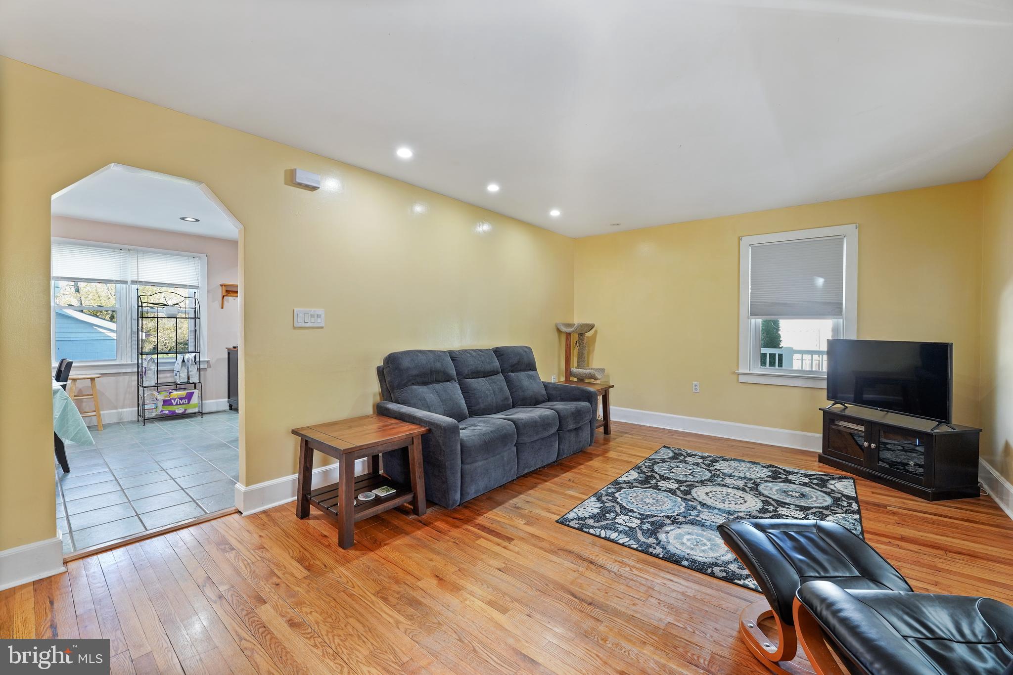 321 Ellicott Road Avondale, PA 19311 - Photo 5 of 37