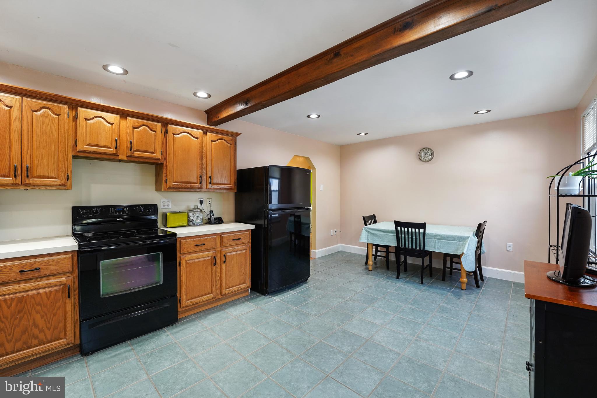 321 Ellicott Road Avondale, PA 19311 - Photo 9 of 37