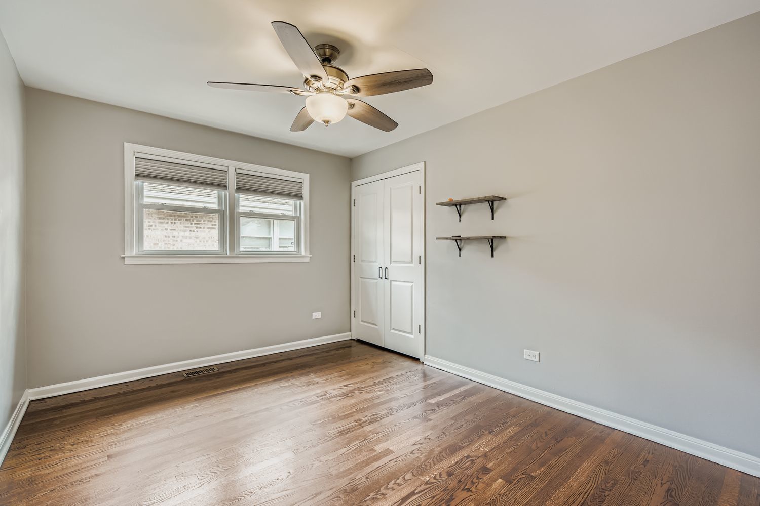 10606 South Ridgeway Avenue Chicago, IL 60655 - Photo 20 of 31 Gallery Image 20