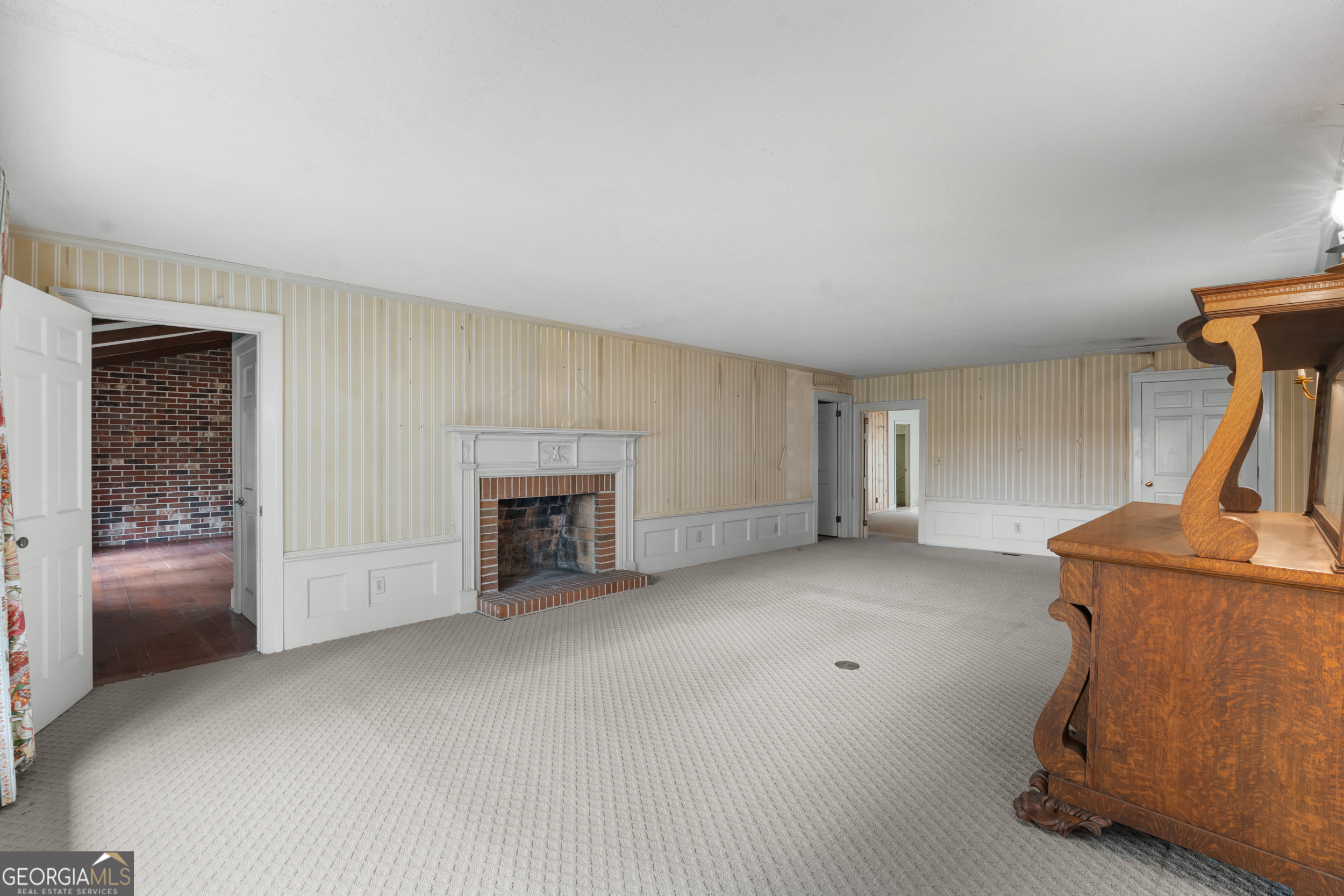 46875 Highway 46 Metter, GA 30439 - Photo 12 of 45 a view of a livingroom with a fireplace