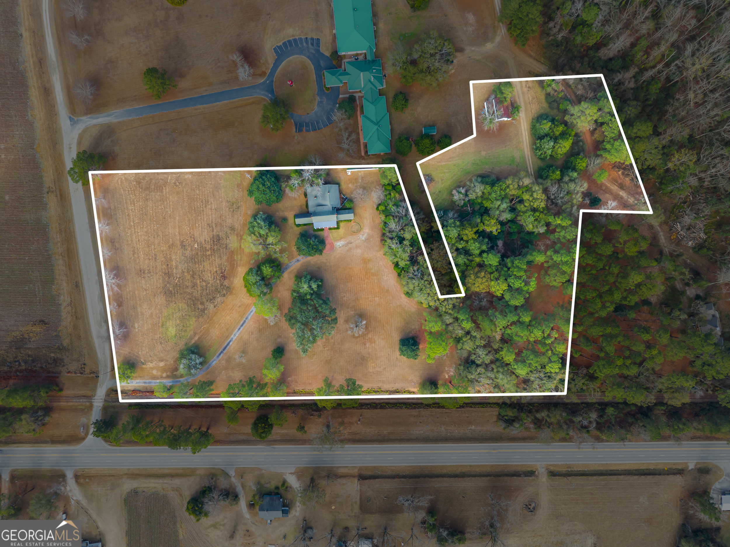 46875 Highway 46 Metter, GA 30439 - Photo 2 of 45 a view of fountain in the balcony