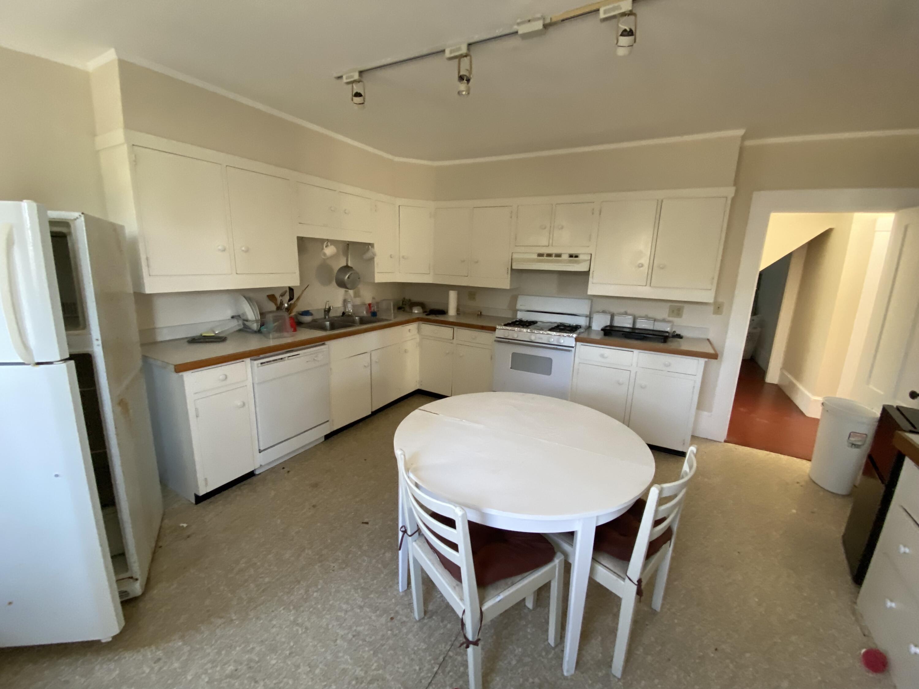 101 Derby Road Islesboro, ME 04848 - Photo 6 of 10