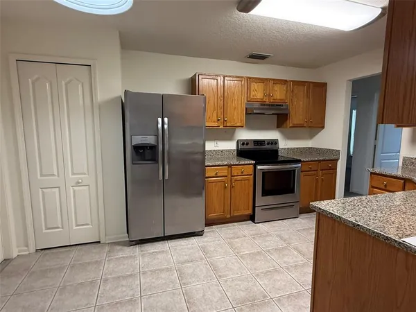$1,950 | 13240 Early Run Lane, Riverview, FL 33578