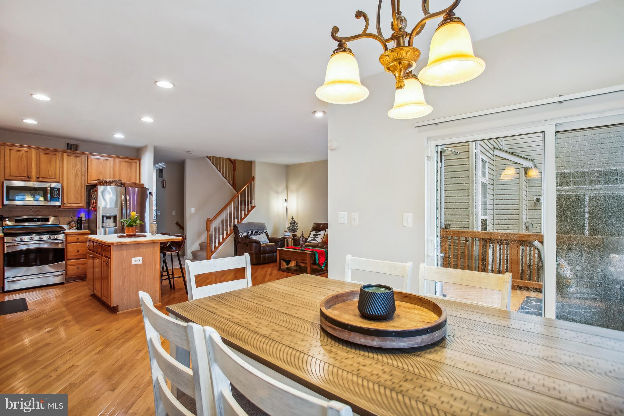 6624 Springirth Terrace Alexandria, VA 22315 - Photo 16 of 37 Dining room/Eat-in Kitchen