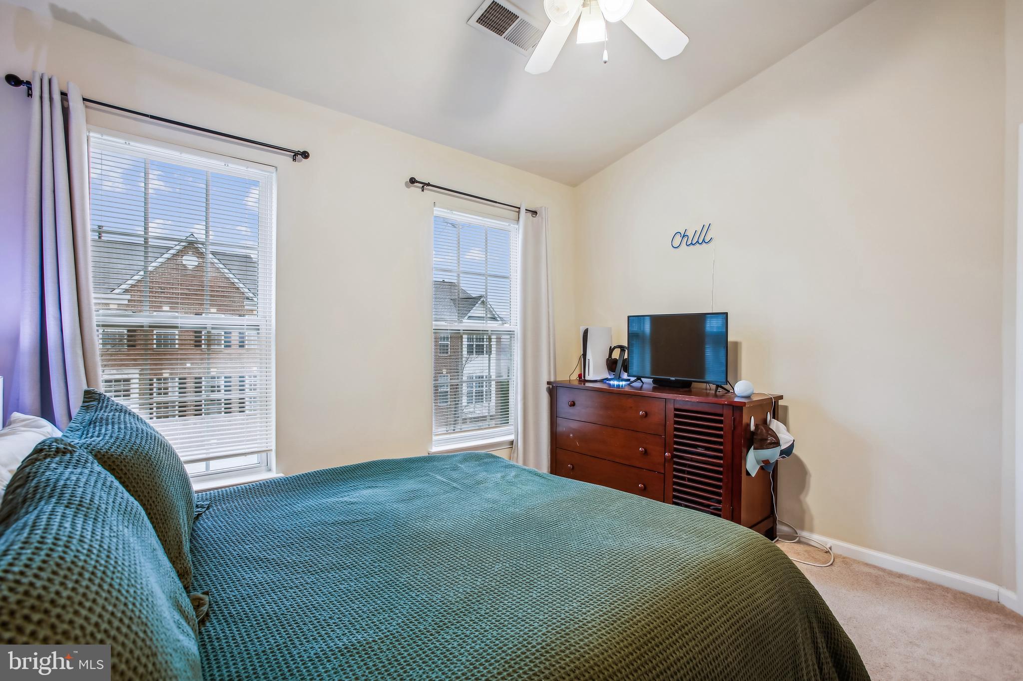6624 Springirth Terrace Alexandria, VA 22315 - Photo 26 of 37 2nd bedroom