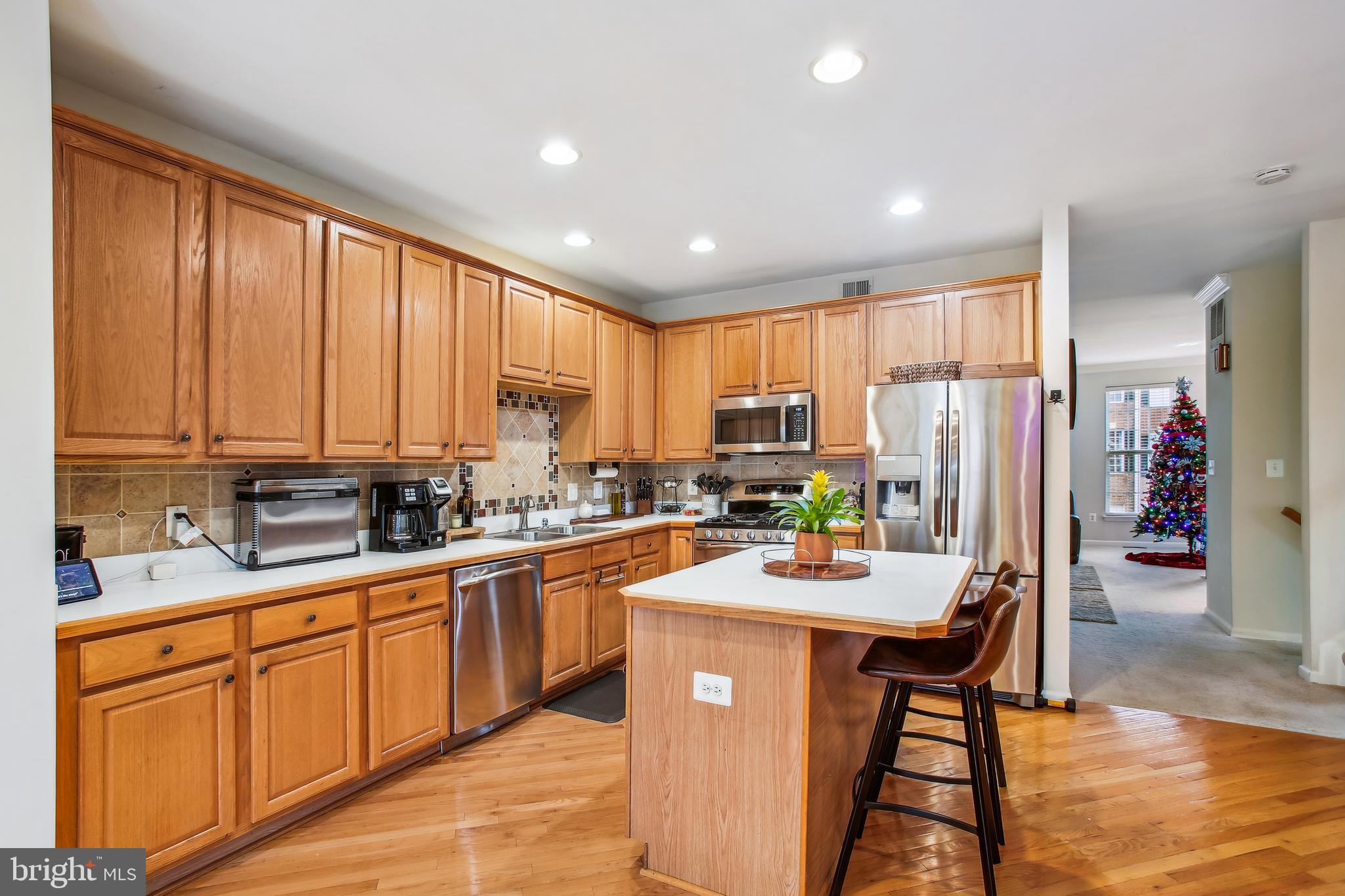 6624 Springirth Terrace Alexandria, VA 22315 - Photo 10 of 37 Kitchen with island