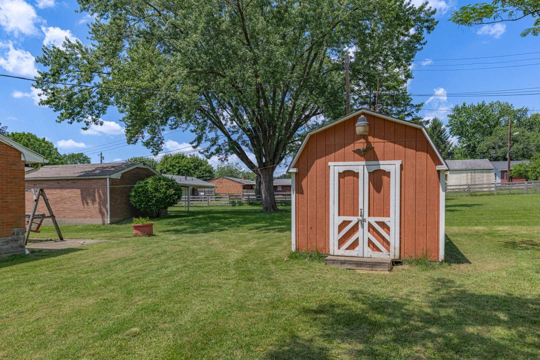 1412 Johns Road Middletown, OH 45044 - Photo 20 of 33