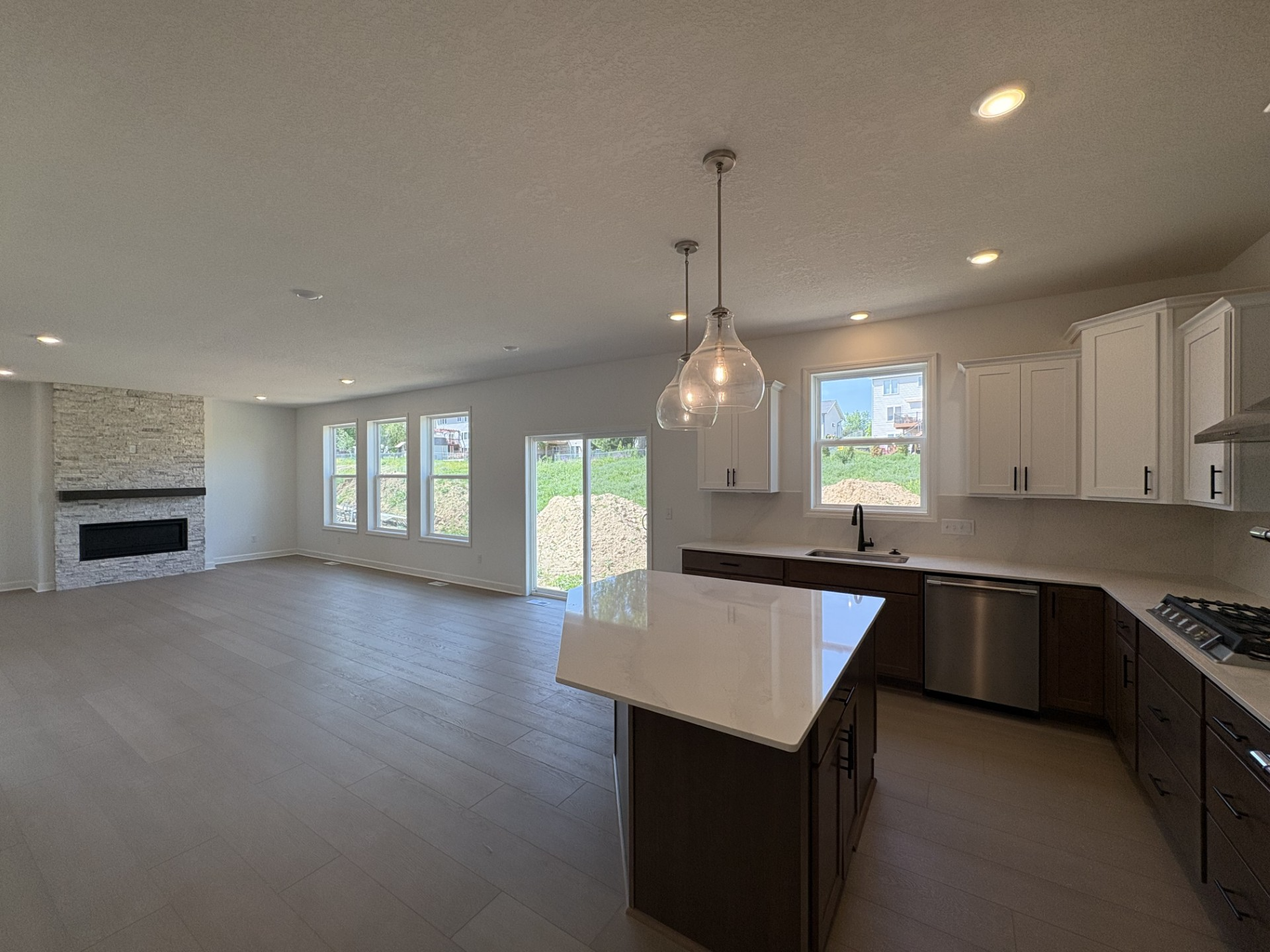 4867 Noble Road Northwest Rochester, MN 55901 - Photo 3 of 22
