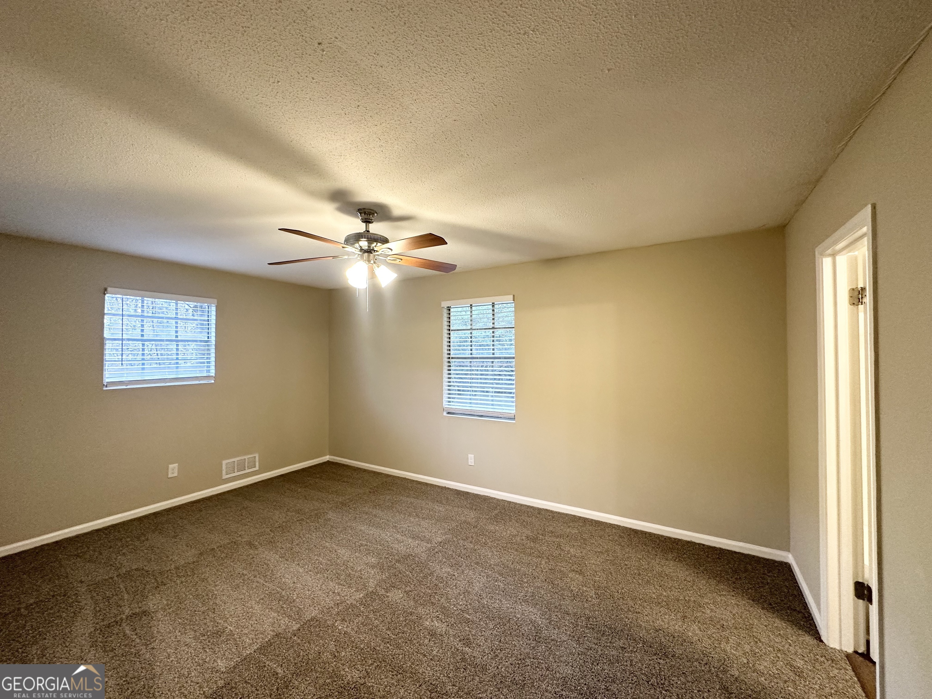 4395 Stonewall Tell Road College Park, GA 30349 - Photo 11 of 13