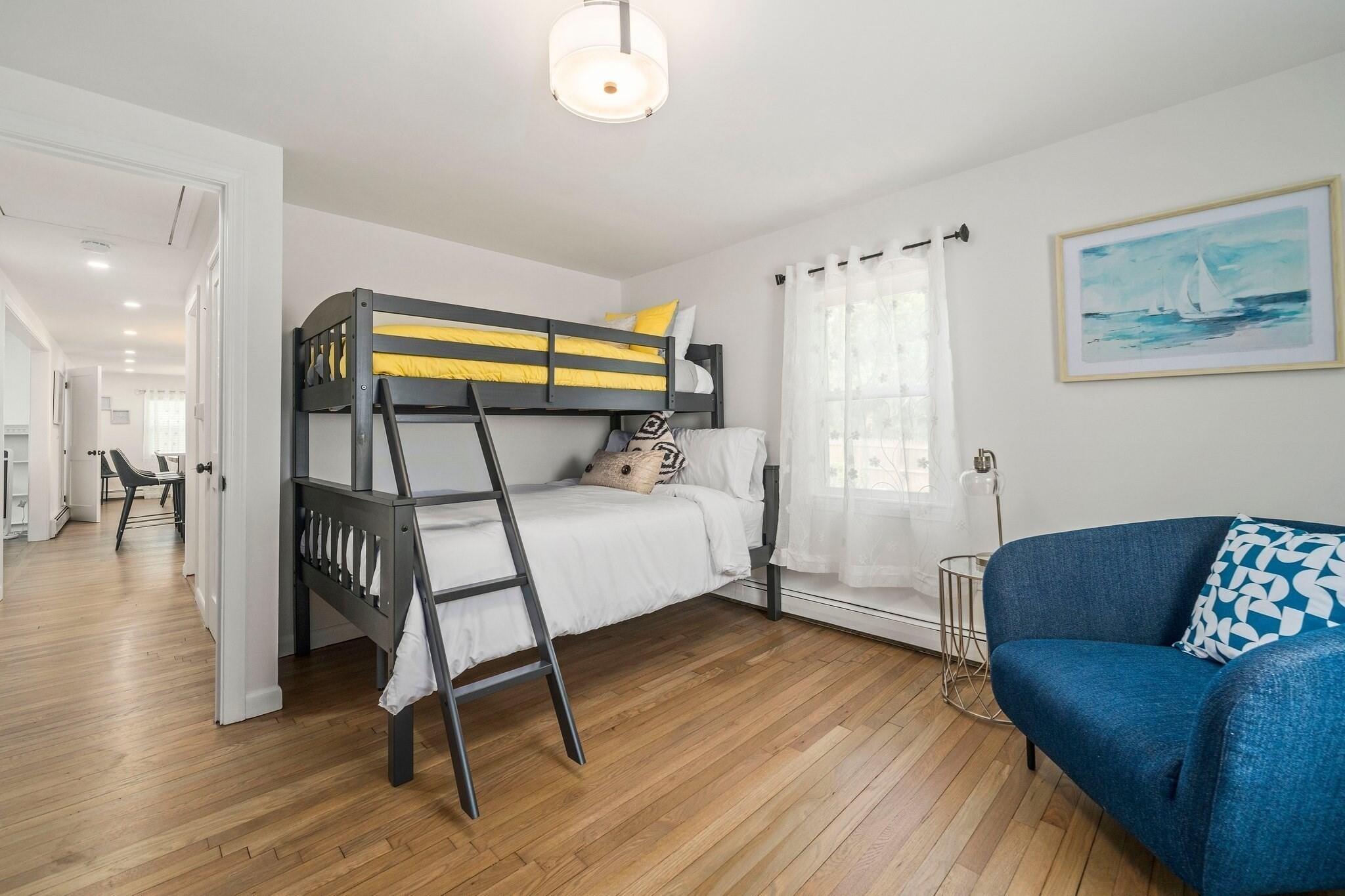 4 Thach Lane Hyannis, MA 02601 - Photo 15 of 29 4 Thach 17