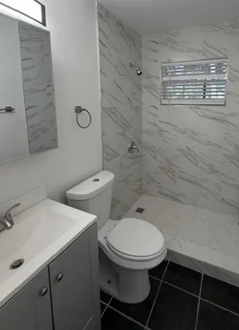 $1,800 | 2005 Dock Street, West Palm Beach, FL 33401