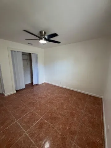 $1,800 | 2005 Dock Street, West Palm Beach, FL 33401