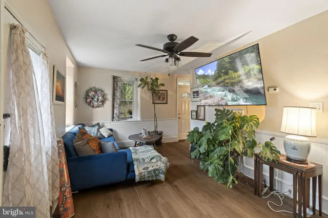 $395,000 | 635 Old Sumneytown Pike, Harleysville, PA 19438