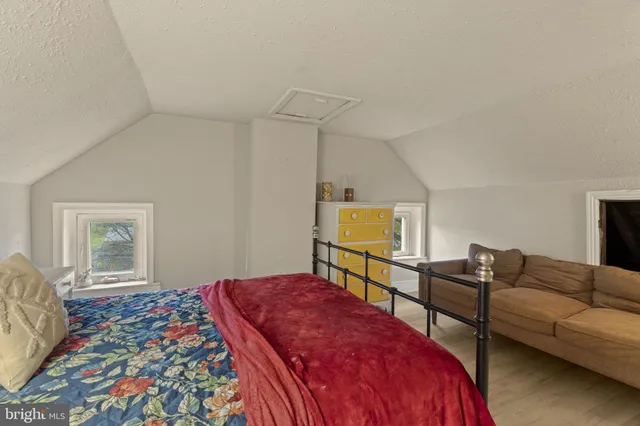 $395,000 | 635 Old Sumneytown Pike, Harleysville, PA 19438