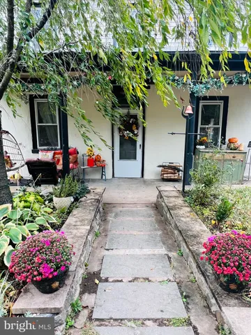 $395,000 | 635 Old Sumneytown Pike, Harleysville, PA 19438