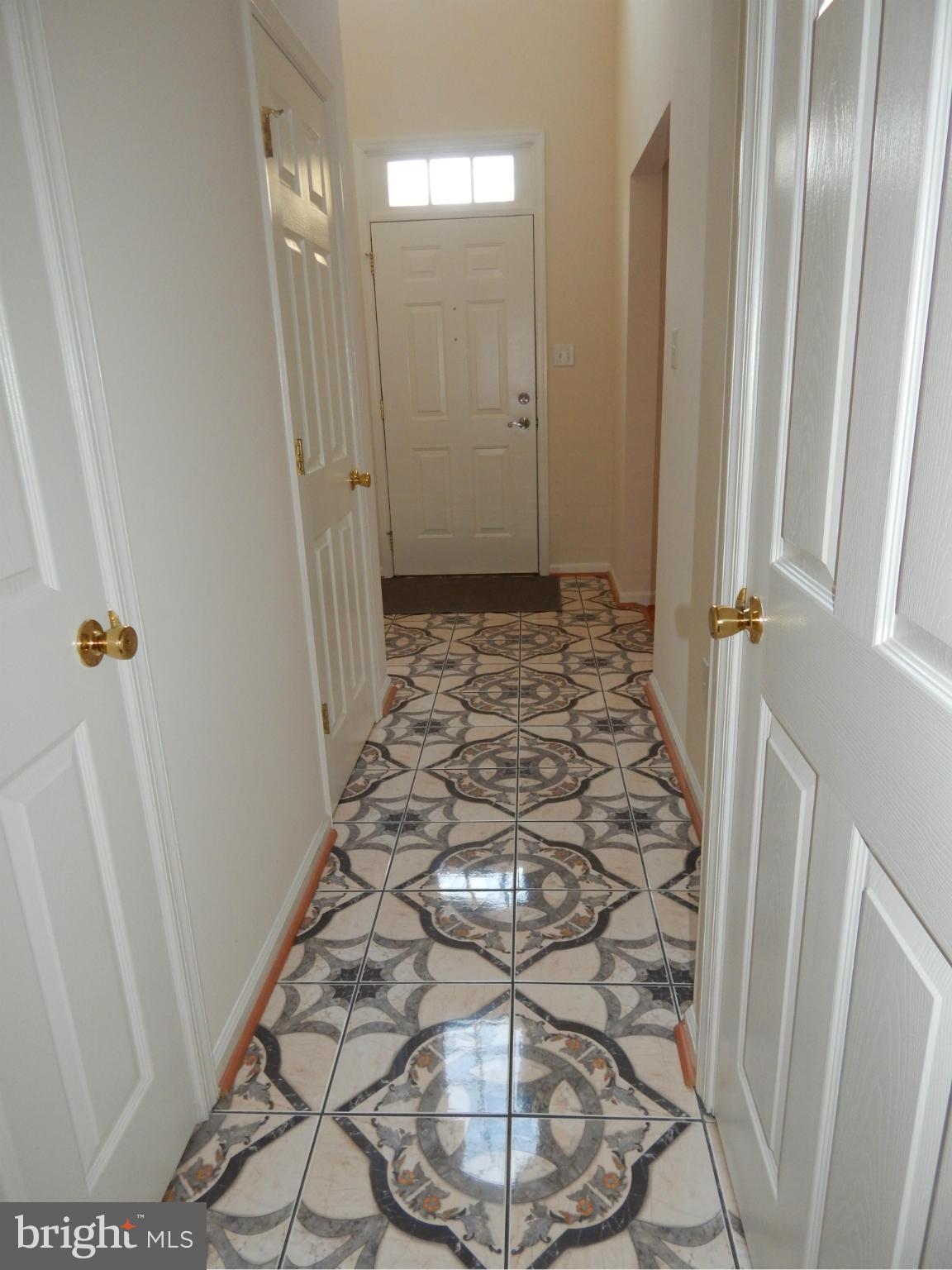 418 Nestle Quarry Road Falling Waters, WV 25419 - Photo 8 of 30 Interior (General)