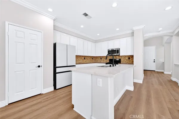 $5,500 | 7 Three Rivers, Irvine, CA 92602