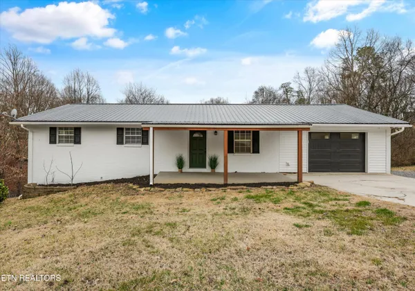 $395,000 | 3037 Marvin Circle, Maryville, TN 37803