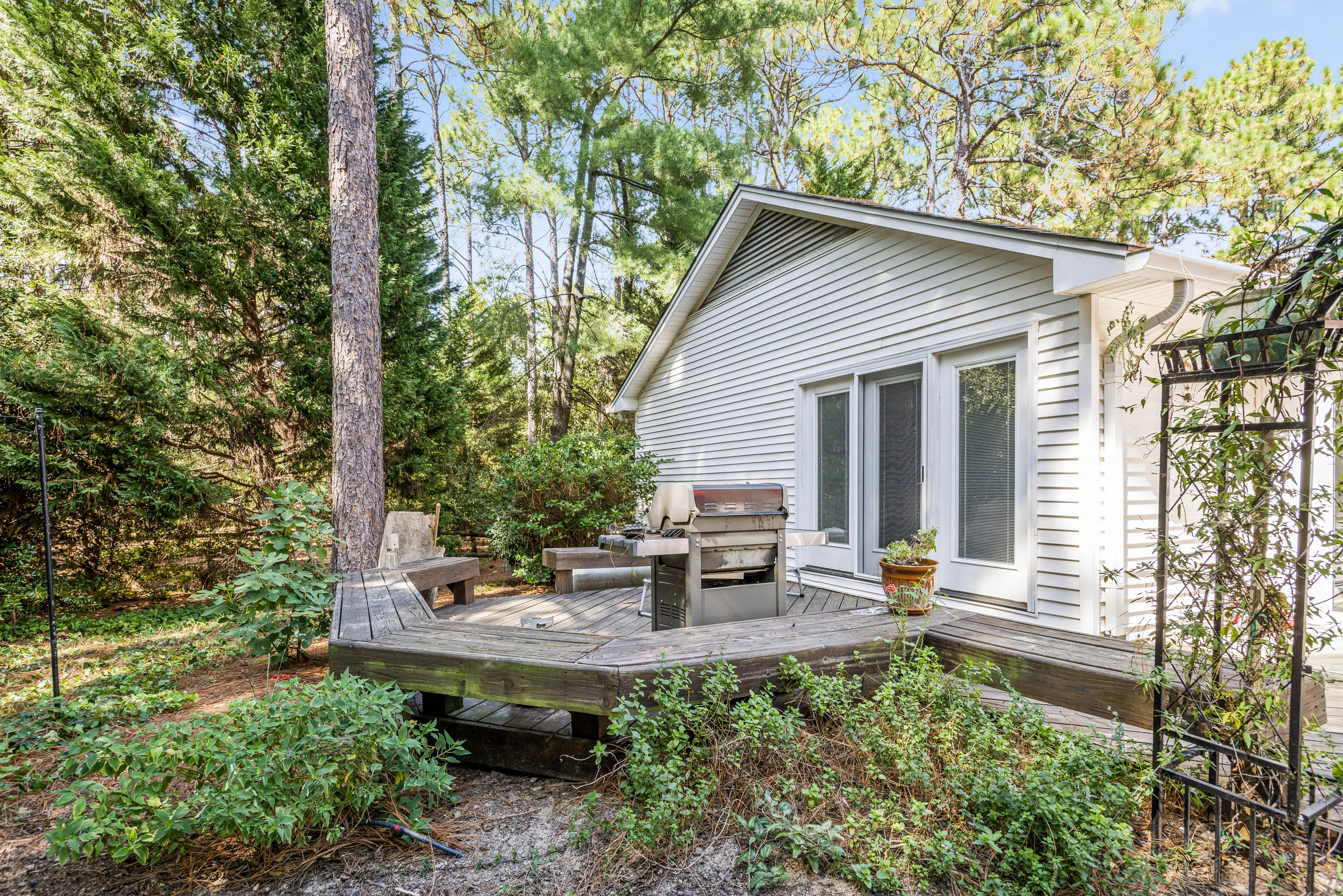 350 Laurel Road Southern Pines, NC 28387 - Photo 26 of 35 Private deck area off of master bedroom