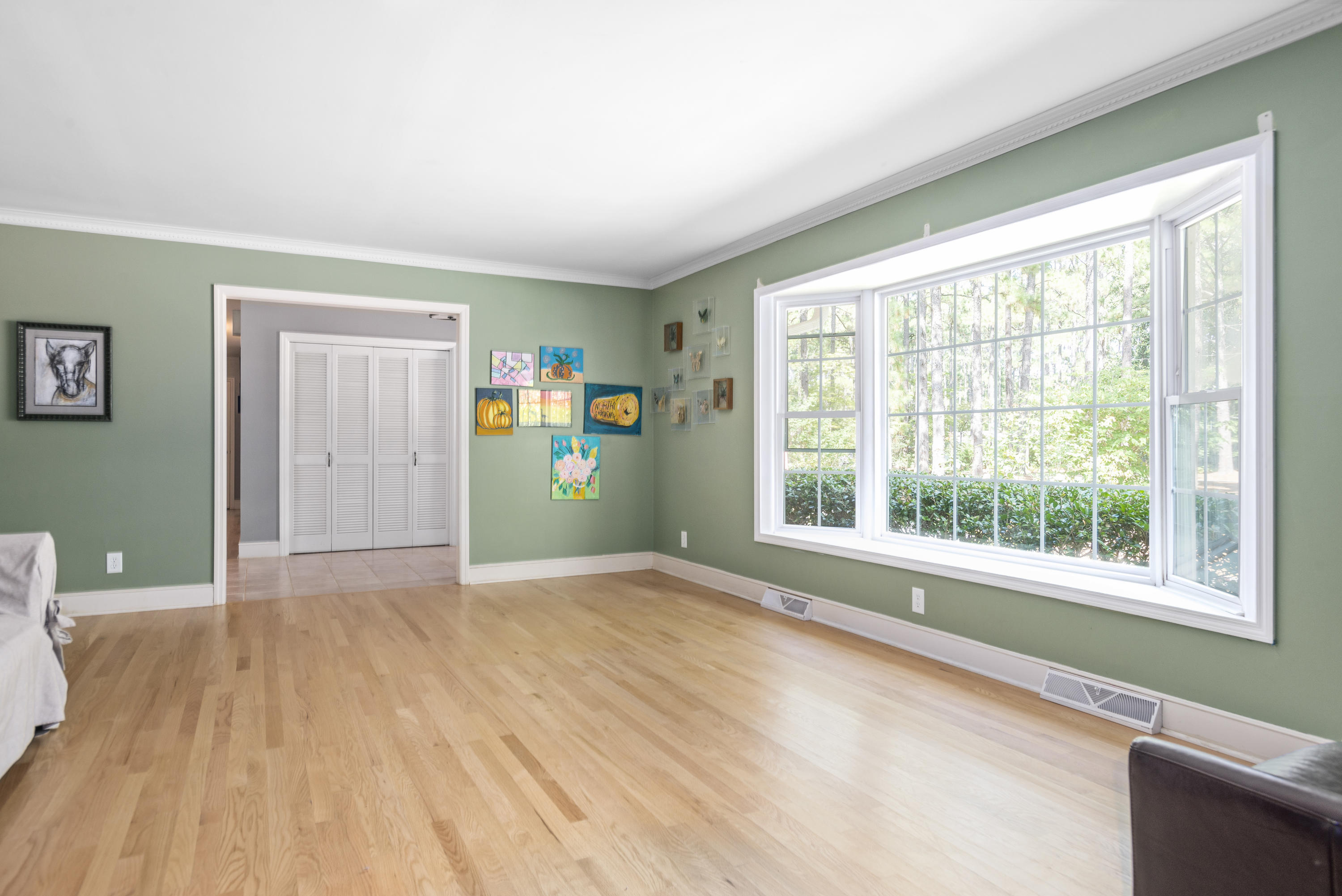 350 Laurel Road Southern Pines, NC 28387 - Photo 3 of 35 Living room