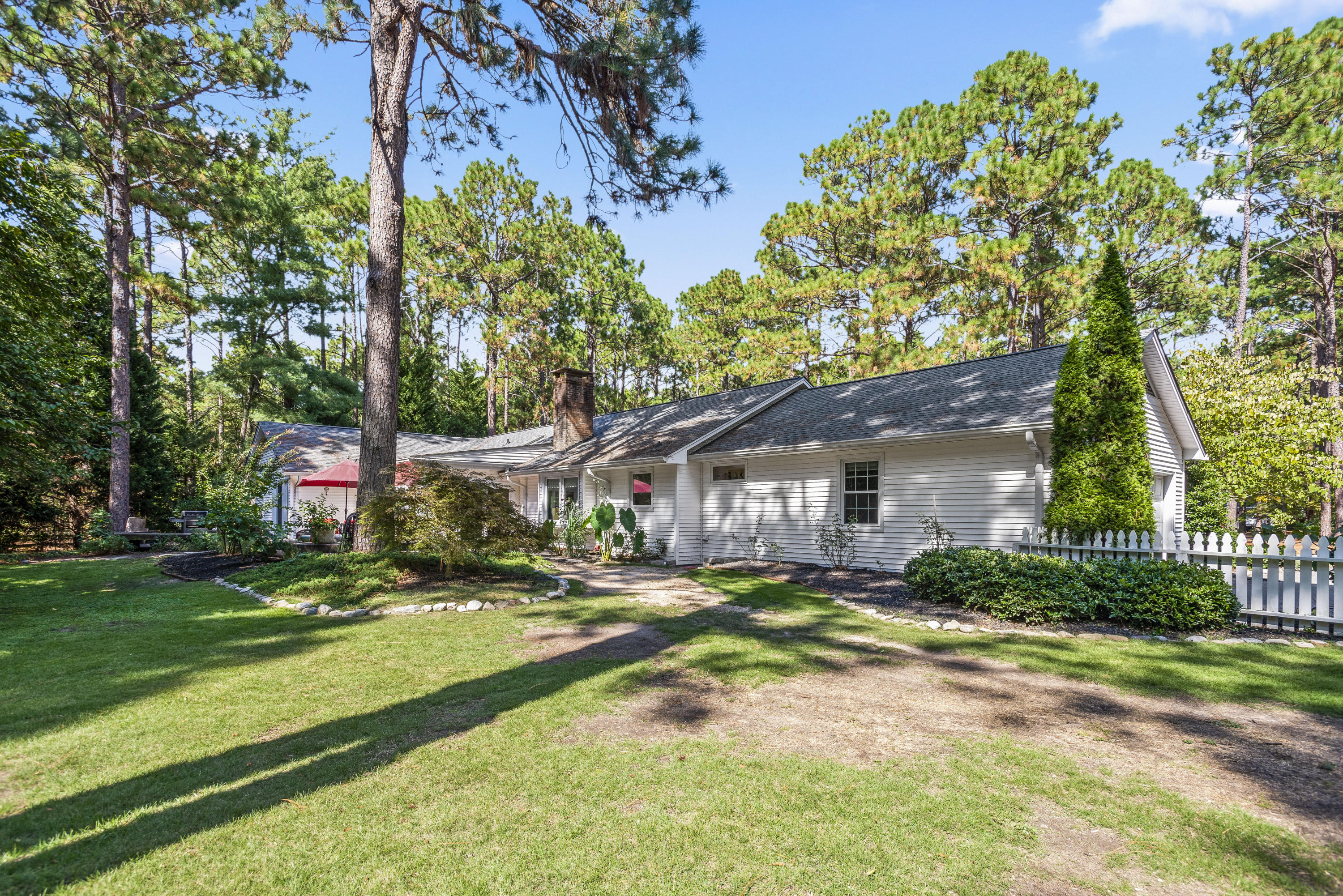 350 Laurel Road Southern Pines, NC 28387 - Photo 32 of 35 34