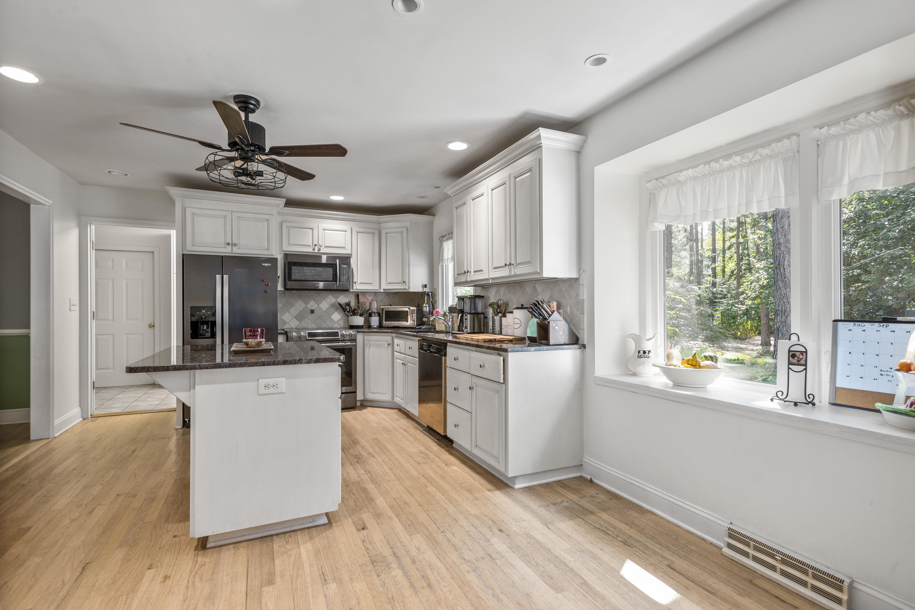 350 Laurel Road Southern Pines, NC 28387 - Photo 8 of 35 08