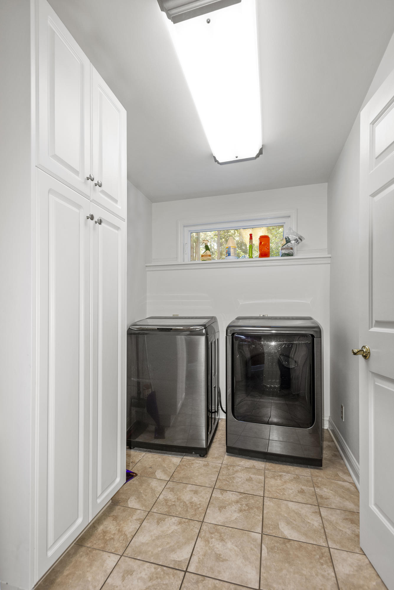 350 Laurel Road Southern Pines, NC 28387 - Photo 10 of 35 Mud/laundry room