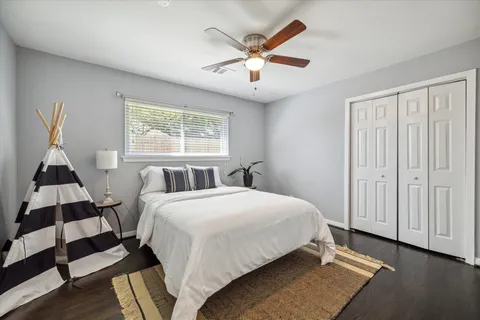 $545,000 | 2910 Freshmeadows Drive, Houston, TX 77063