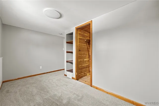 $329,900 | 380 Roncroff Drive, North Tonawanda, NY 14120