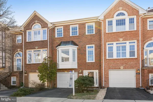 $675,000 | 6241 Clara Edward Terrace, Alexandria, VA 22310