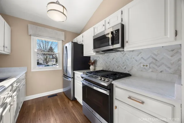 $525,000 | 1217 River Oak Drive, Naperville, IL 60565