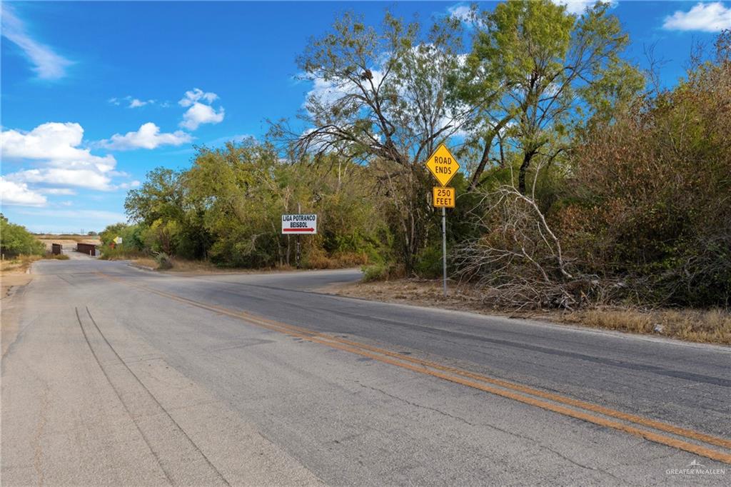1706 East Ashley Road San Antonio, TX 78214 - Photo 13 of 16 a view of road and trees
