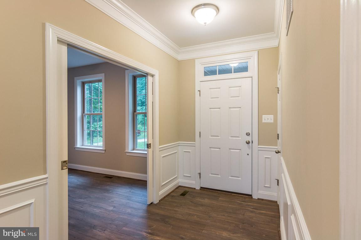 6740 Hemlock Point Road New Market, MD 21774 - Photo 2 of 24 Entrance