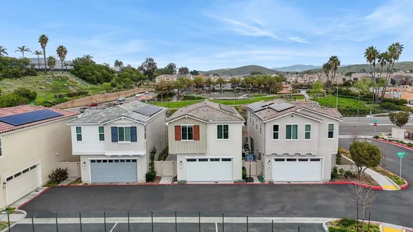 $799,000 | 2711 Jujube Street, Spring Valley, CA 91977