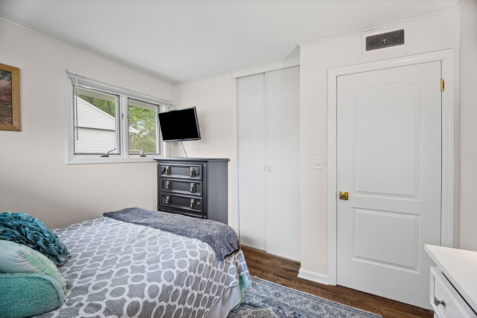 35 Johnathan Road Lake Zurich, IL 60047 - Photo 17 of 26 Gallery Image 17