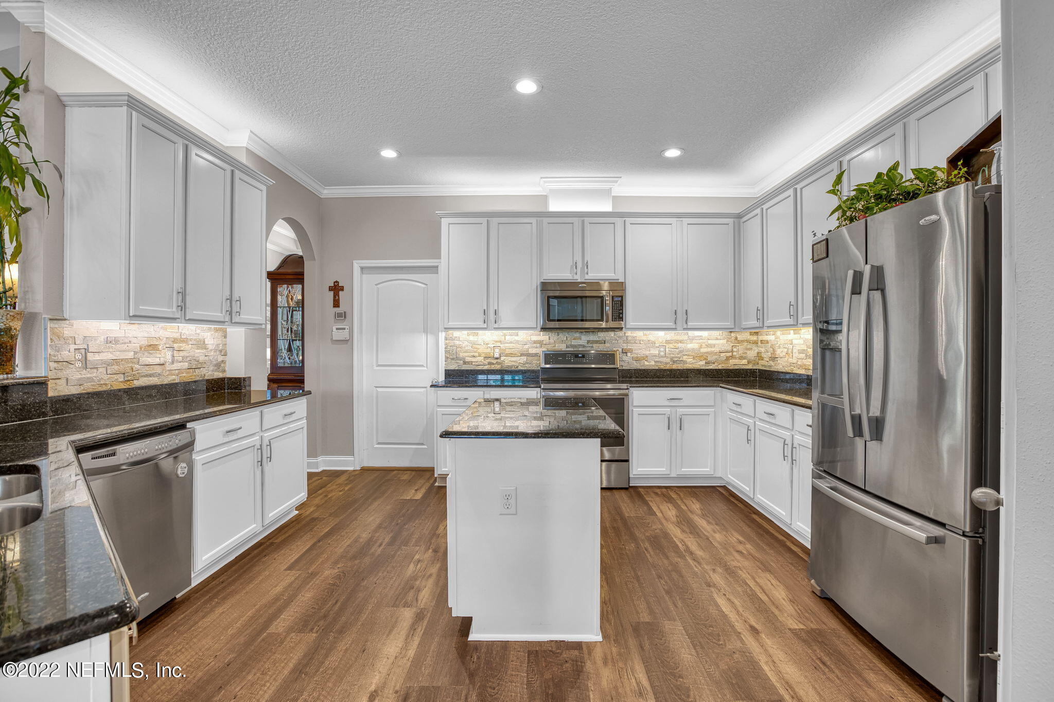 529 Saddlestone Drive St. Johns, FL 32259 - Photo 20 of 54 Upgraded Appliances