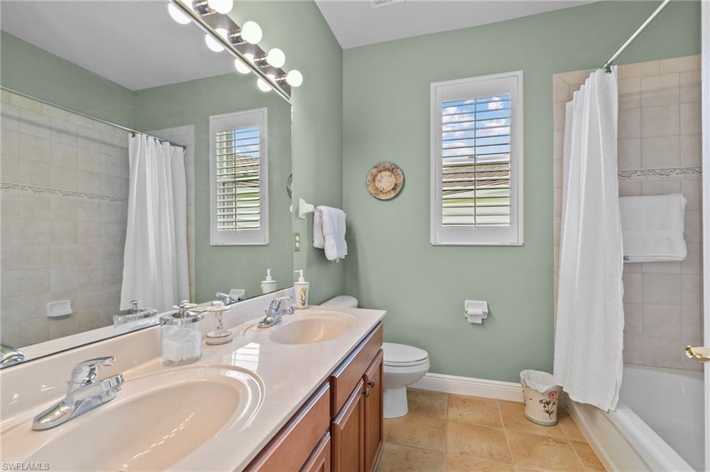 4924 Sedgewood Lane Naples, FL 34112 - Photo 15 of 38