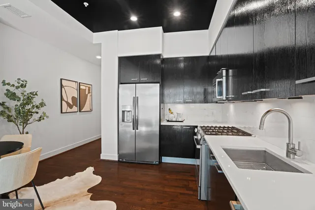 $474,900 | 525 Water Street Southwest, Unit 210, Washington, DC 20024