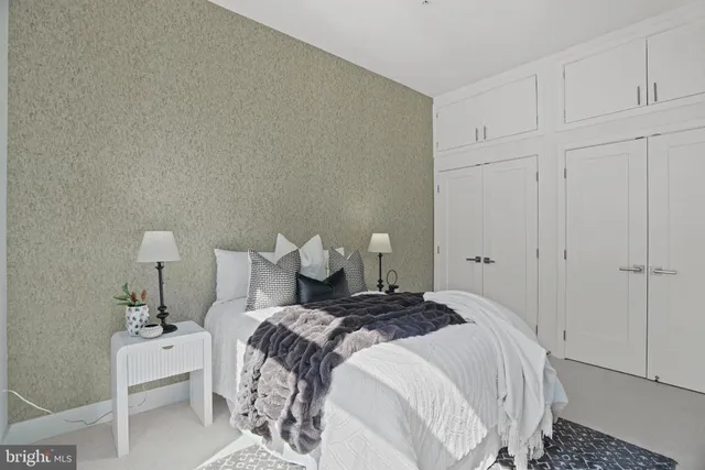 $474,900 | 525 Water Street Southwest, Unit 210, Washington, DC 20024