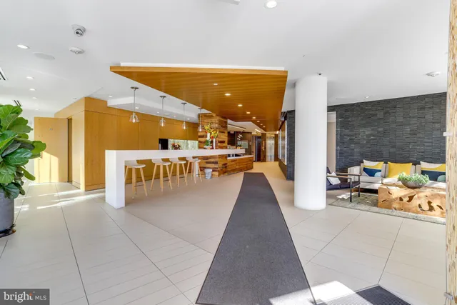 $474,900 | 525 Water Street Southwest, Unit 210, Washington, DC 20024