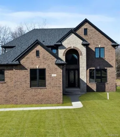 $729,900 | 1356 Masters Drive, Metamora, MI 48455
