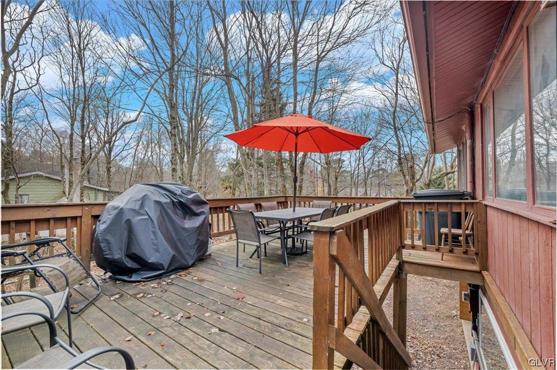 349 Brier Crest Road Blakeslee, PA 18610 - Photo 8 of 49 Gallery Image 8