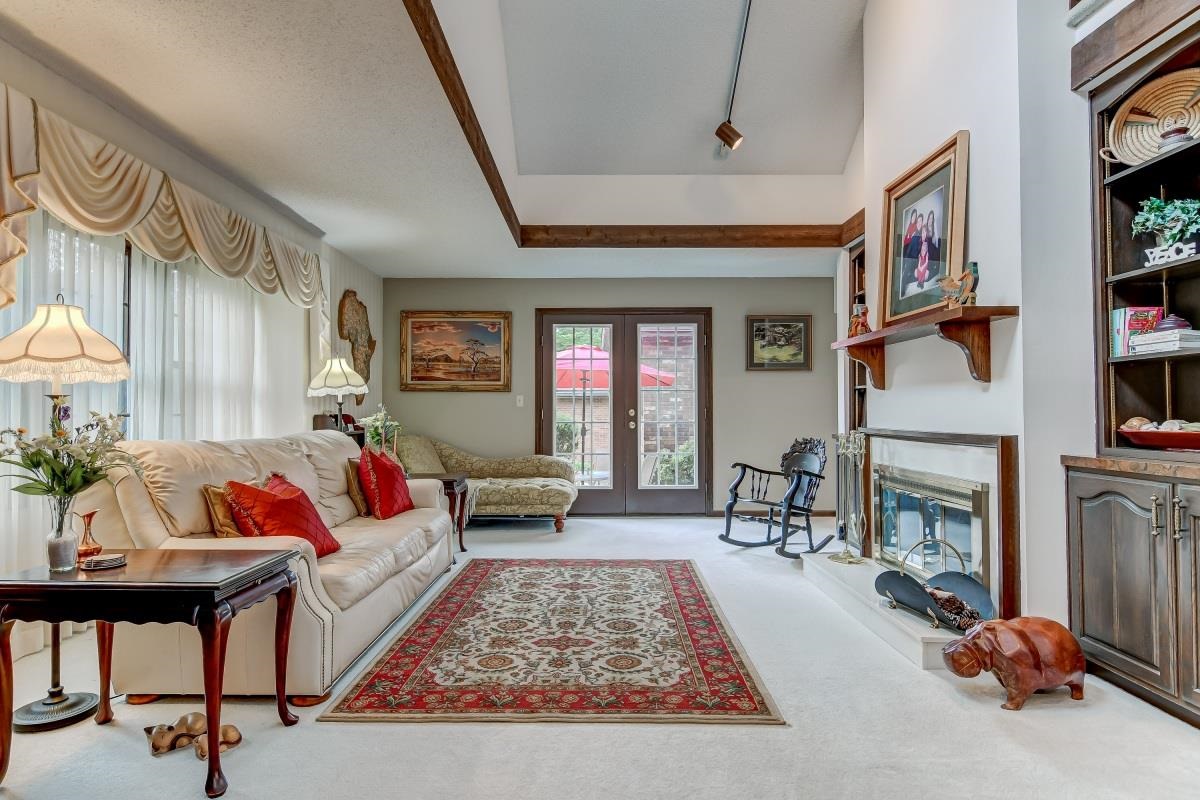 9 Red Bud Lane Springfield, IL 62712 - Photo 6 of 50 Gallery Image 6