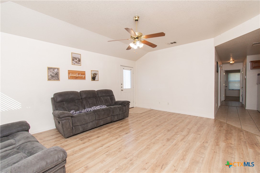 609 Bermuda, Unit A Copperas Cove, TX 76522 - Photo 2 of 17