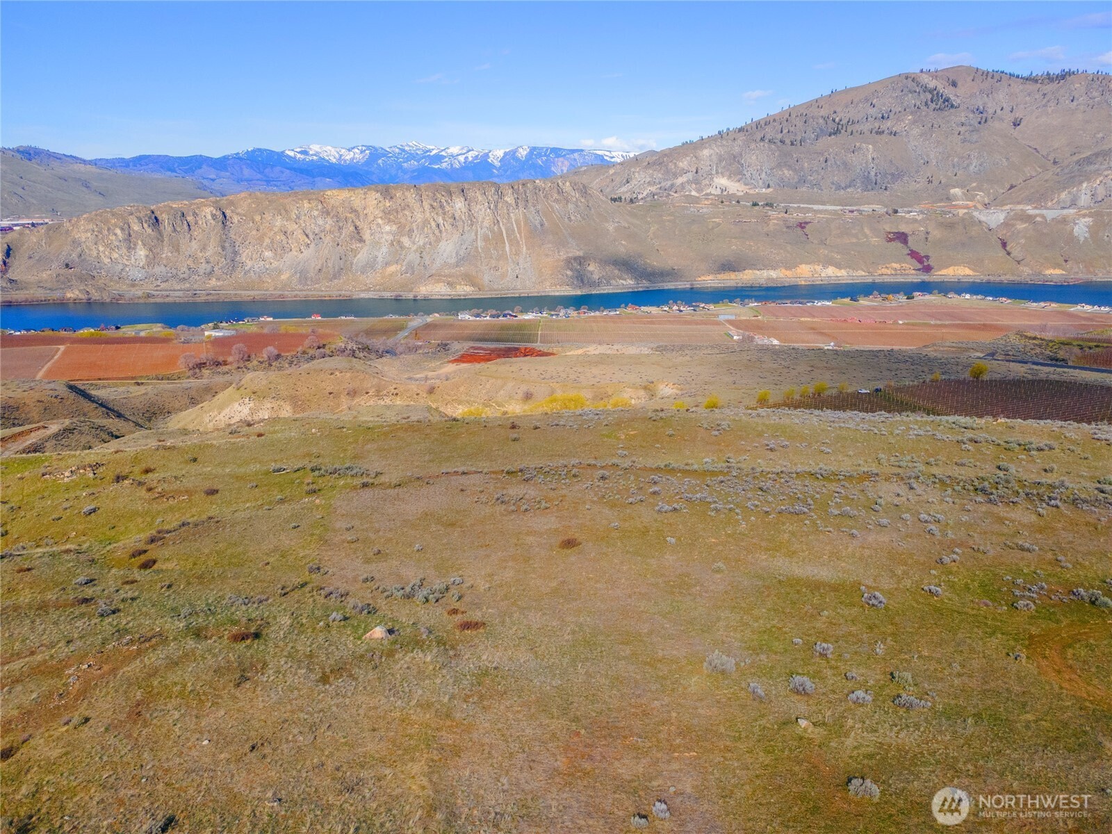 0 Tract 3 Mcneil Canyon Road Orondo, WA 98843 - Photo 18 of 28 a view of an ocean beach and mountain