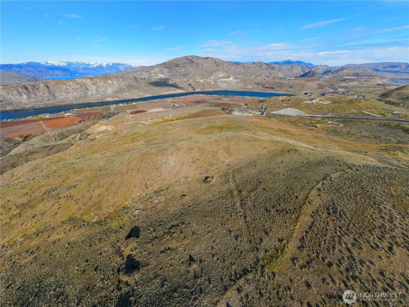 0 Tract 3 Mcneil Canyon Road Orondo, WA 98843 - Photo 27 of 28 a view of an ocean and a mountain