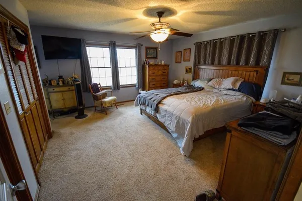 $1,749,999 | 1628 County Road 4150 N/a, Coffeyville, KS 67337