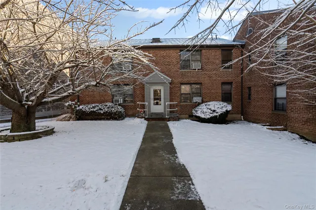 $338,000 | 36-35 171st Street, Unit 30 | Murray Hill - Flushing